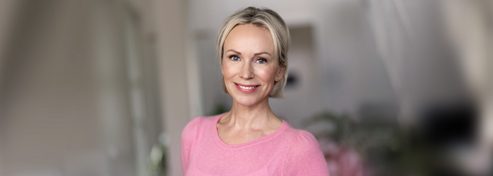 Jula Hoepfner lächelt in die Kamera